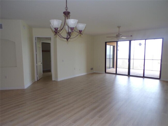 Building Photo - 89 Vivante Blvd