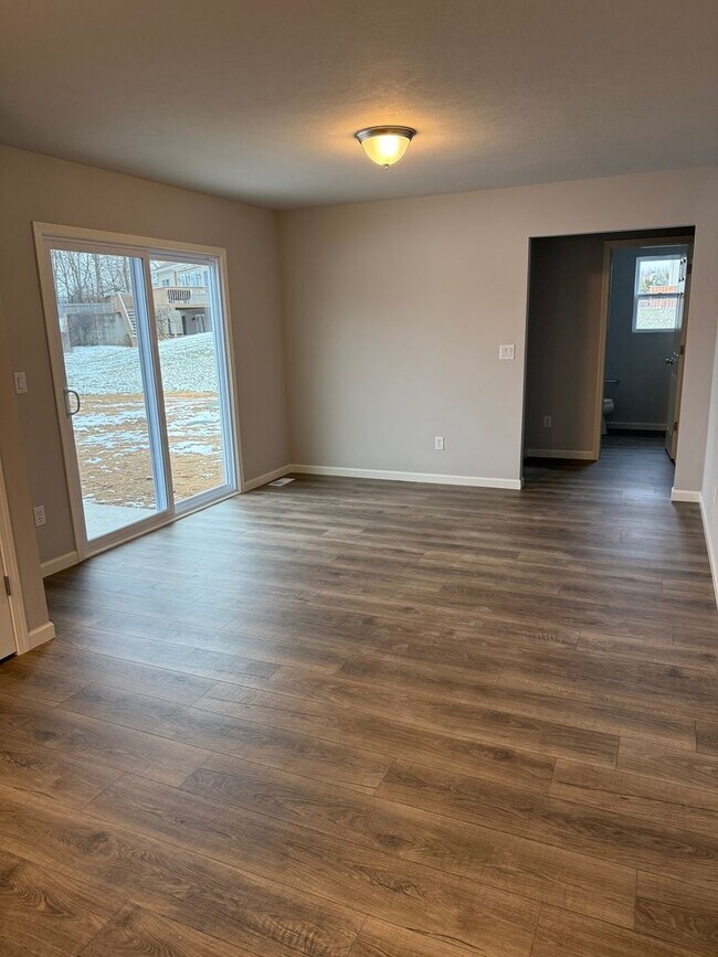 Building Photo - Nice New SIngle Family Home on Elkhart's NE Side