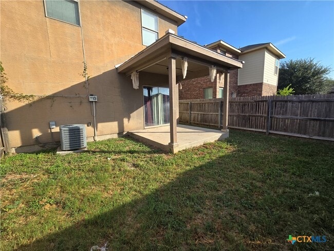 Building Photo - 1016 Brown Rock Dr