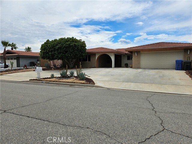 Building Photo - 66823 Verbena Dr