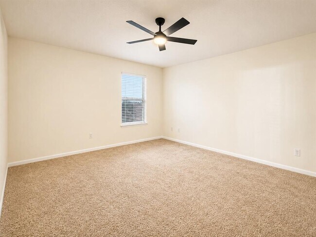 Building Photo - 202 Mossberg Ln