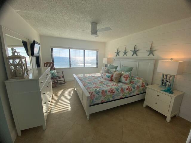 Building Photo - 10102 S Ocean Dr
