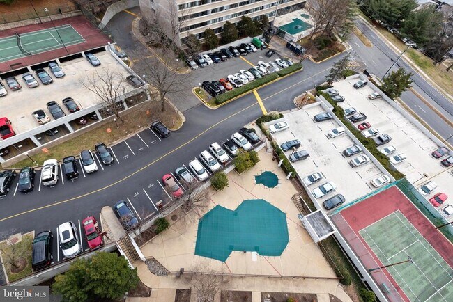 Building Photo - 6101 Edsall Rd