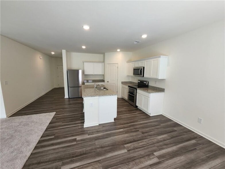 Building Photo - 151 Andria Wy NW