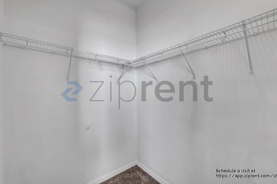 Building Photo - 13108 Social Ln