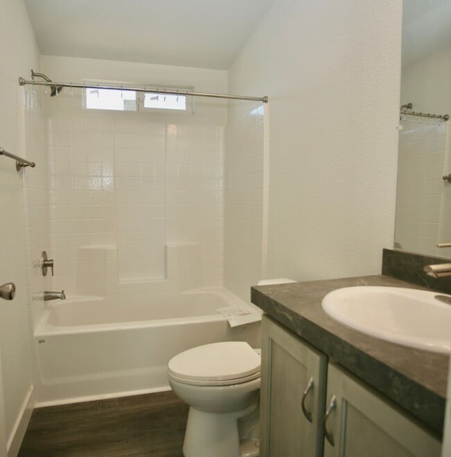 Building Photo - 1467 Star Valley Rd