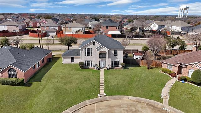 Building Photo - 745 Woodridge Dr
