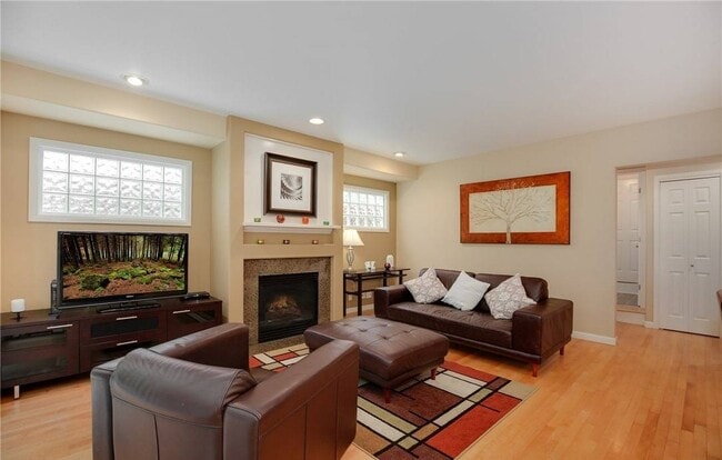 Building Photo - 11404 NE 106th Ln