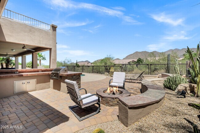 Building Photo - 13744 E Lupine Ave