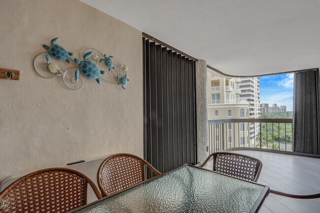 Building Photo - 5380 N Ocean Dr