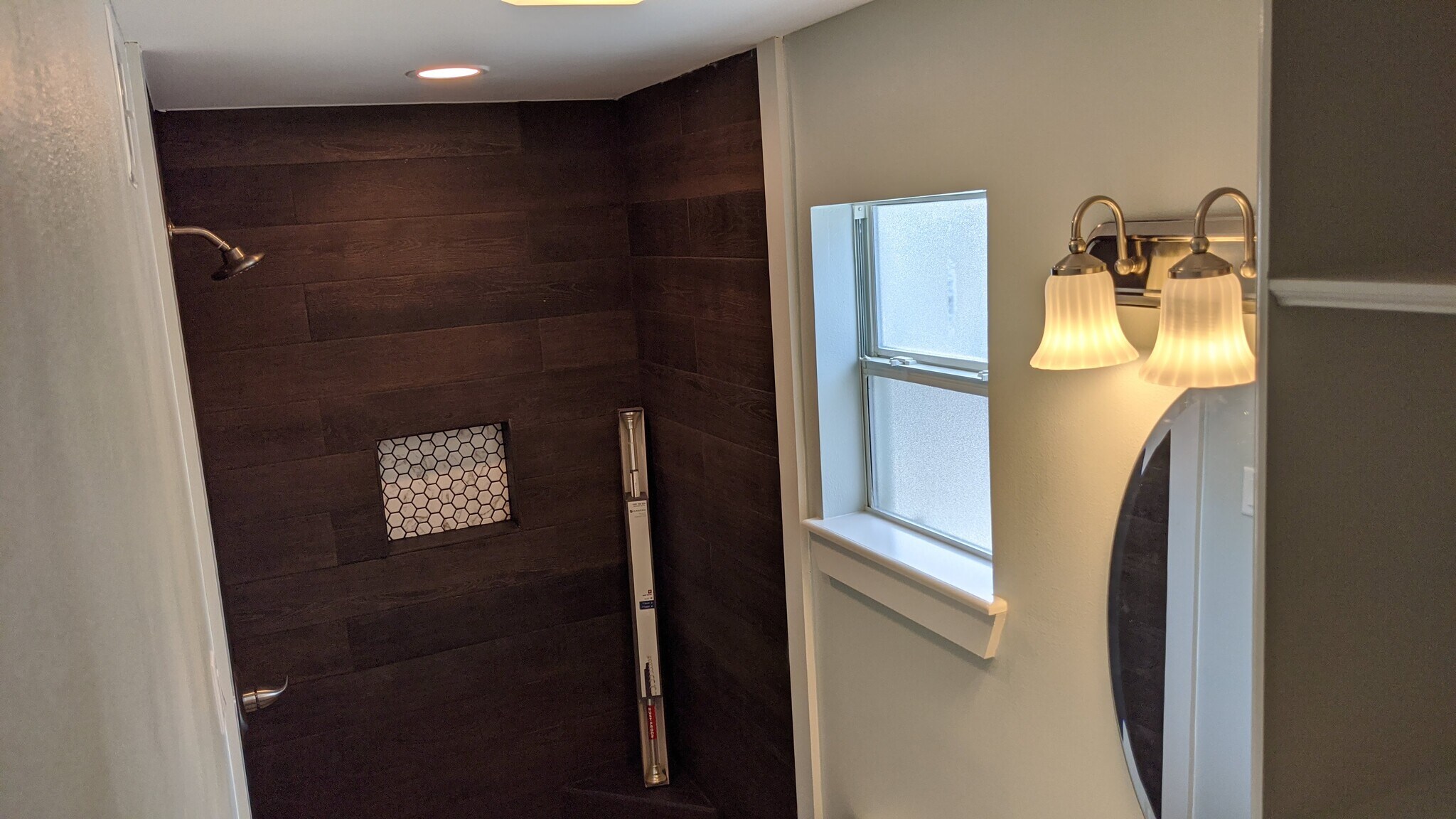 Building Photo - 917 Hendricks Ave