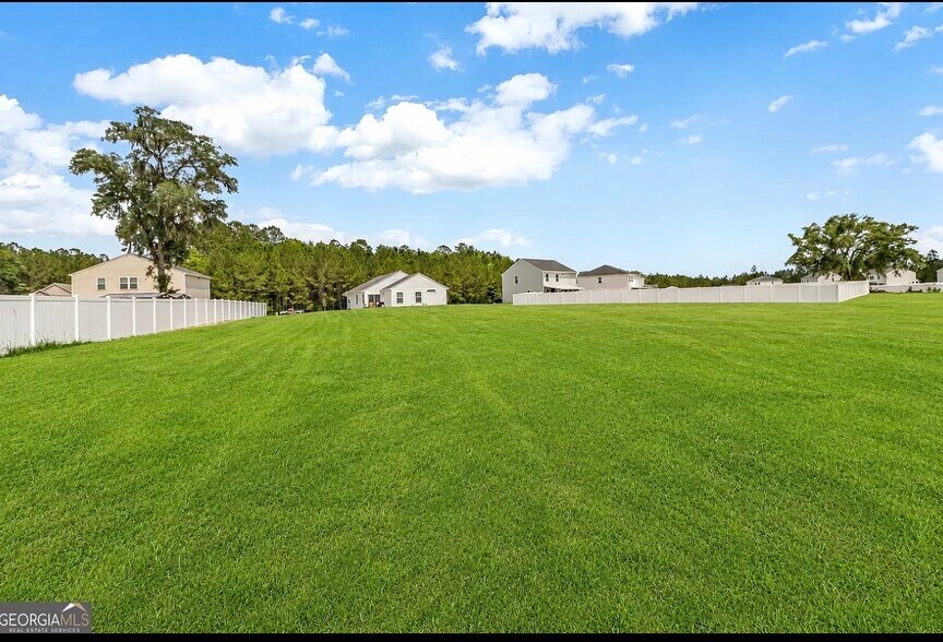 Building Photo - 1166 Wilkins Rd