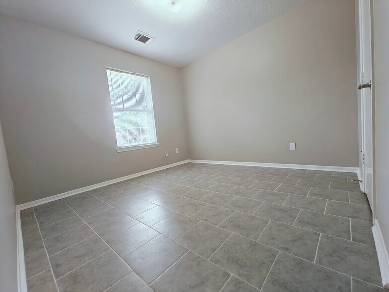 Building Photo - 2506 Teal Run Place Dr