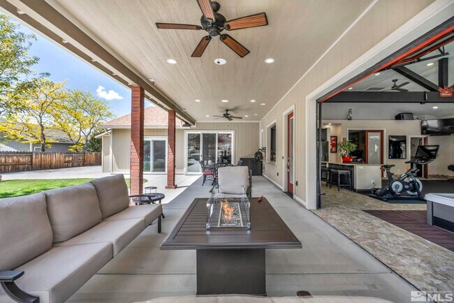 Building Photo - 6015 Stillmeadow Dr