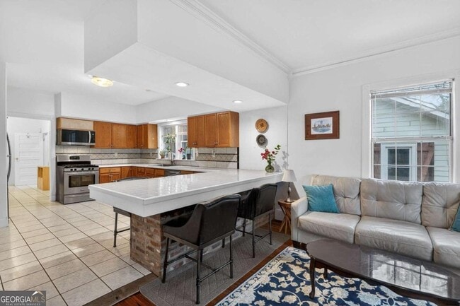 Building Photo - 1411 Glenwood Ave SE