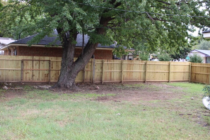 Building Photo - 700 Woodland Way