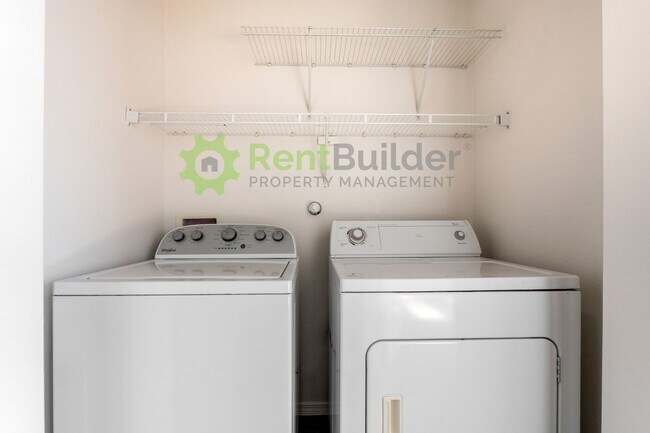 Building Photo - CALL US TODAY AT (505) 808-6467 TO SCHEDULE A CONVENIENT SHOWING