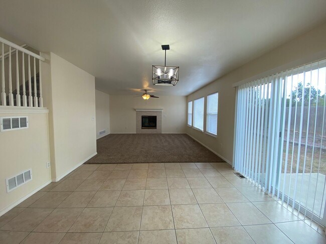 Building Photo - 3 Bedroom 2 Story in Millers Crossing
