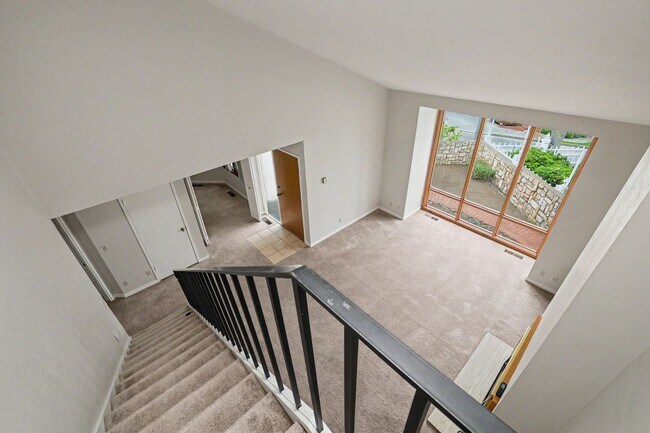 Building Photo - Charming 2 Bedroom Pacific Grove Home with Ocean Views