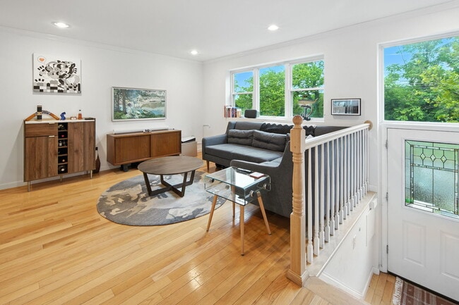 Building Photo - 1340 W St NE