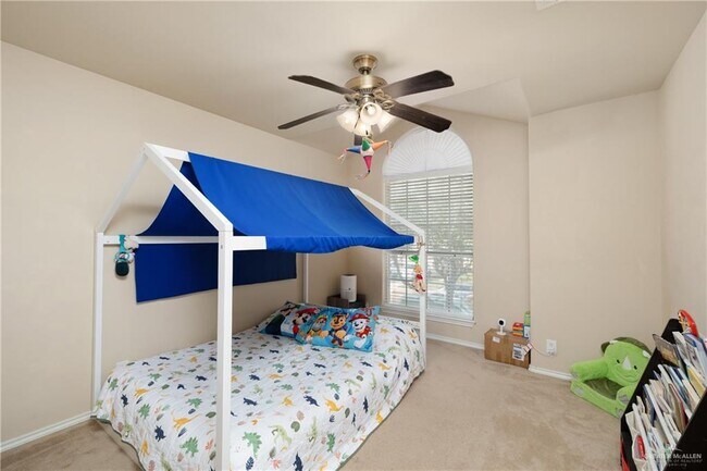 Building Photo - 21 Santa Lydia St