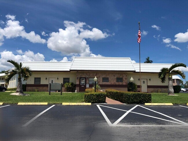 Building Photo - 9826 Marina Blvd