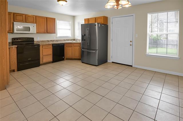 Building Photo - 5711 Arlington Park Dr