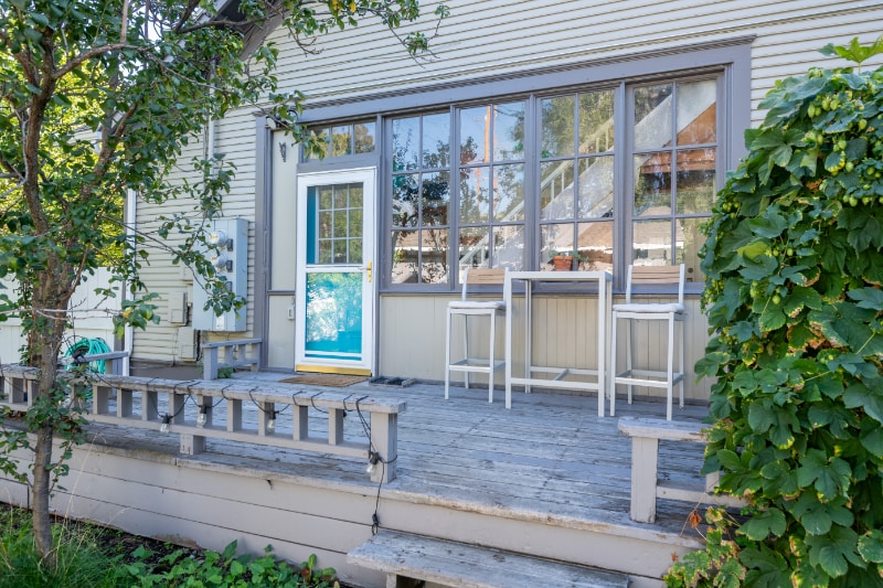 Building Photo - 540 E Pine St