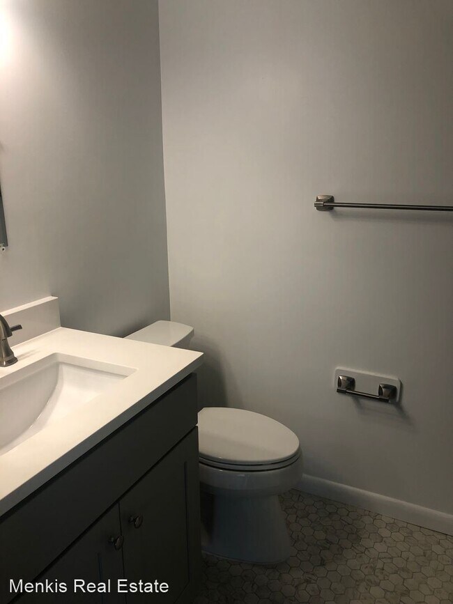 Building Photo - 2 br, 2 bath House - 15210 Elkridge Way # 2G