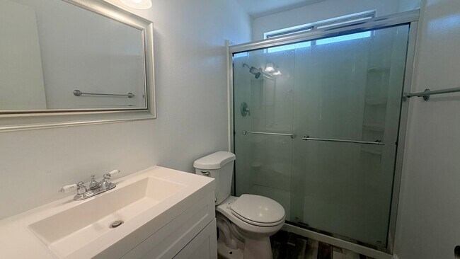 Building Photo - 22684 Minona Dr