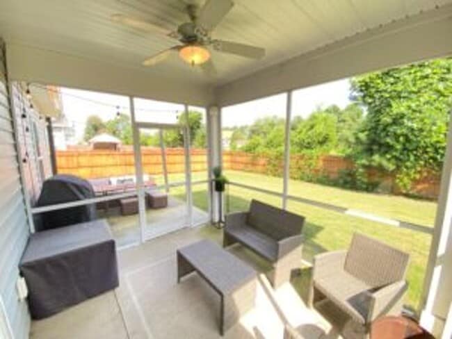 Building Photo - 243 Sallie Gordon Ln