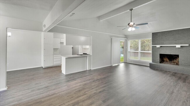 Building Photo - 1500 High Ridge Rd