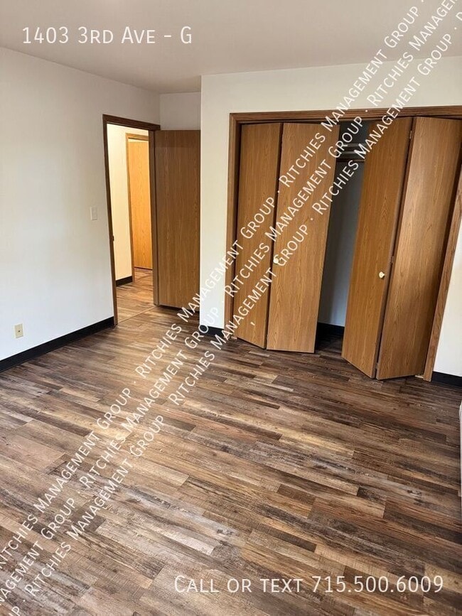 Building Photo - 1403 3rd Ave