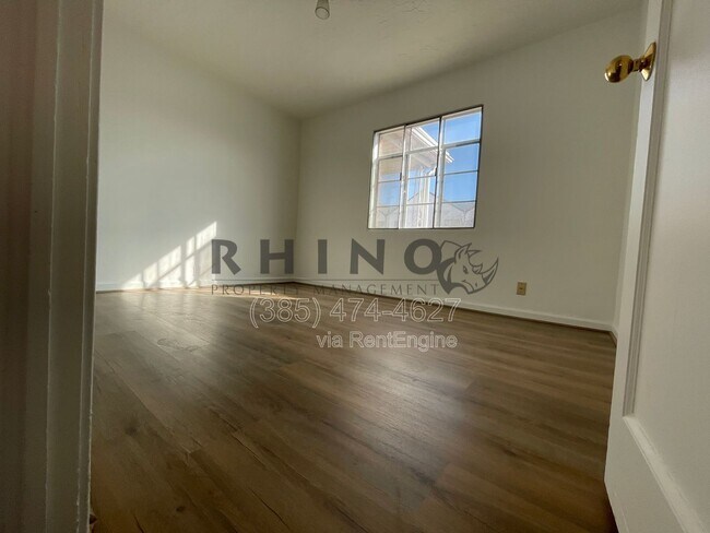Building Photo - 2583 S 700 E