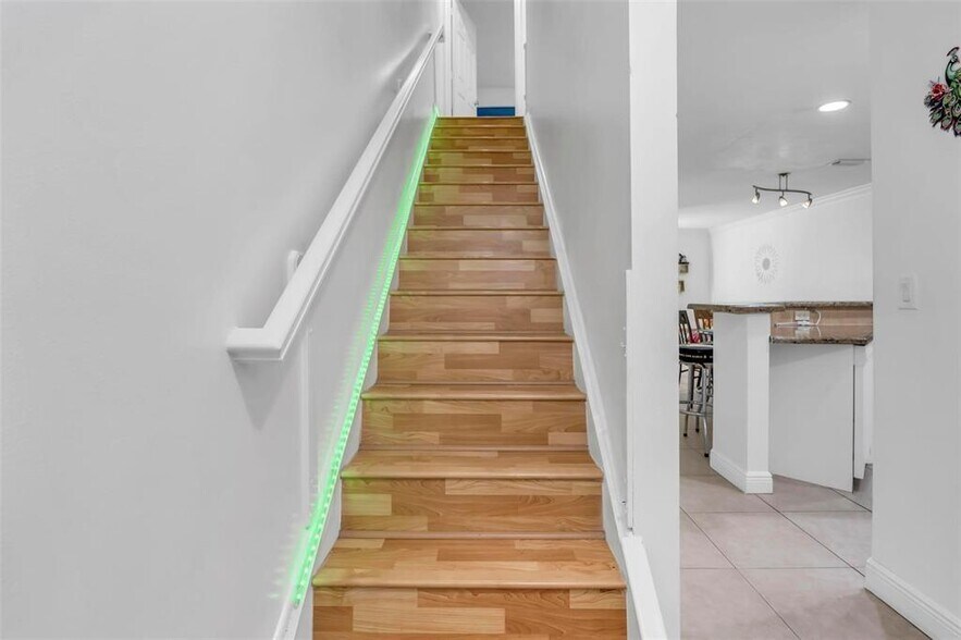 Building Photo - 1534 NW 45th St