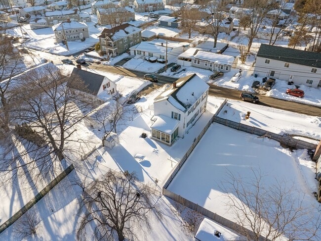 Building Photo - 57-59-59 Larchwood Rd