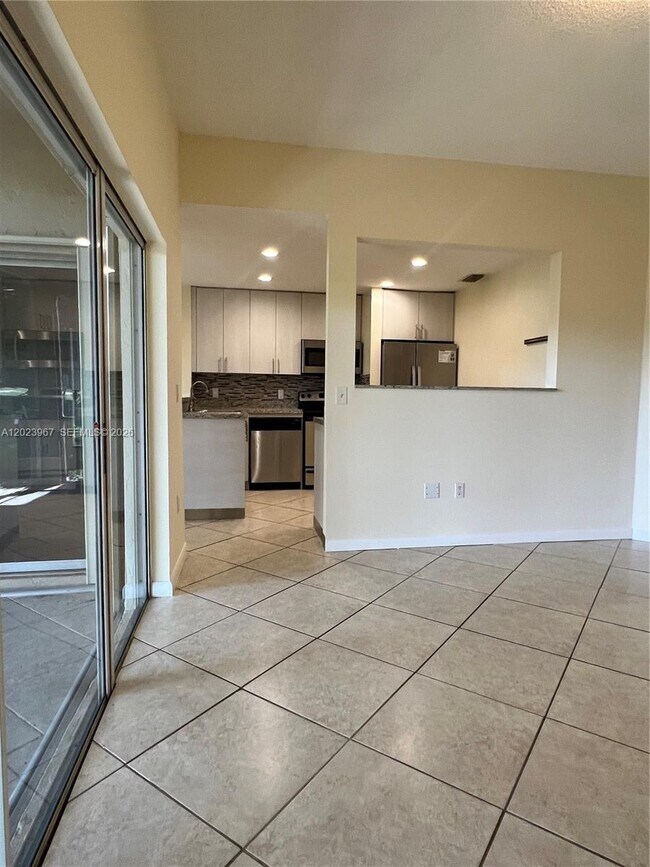 Building Photo - 16373 Malibu Dr