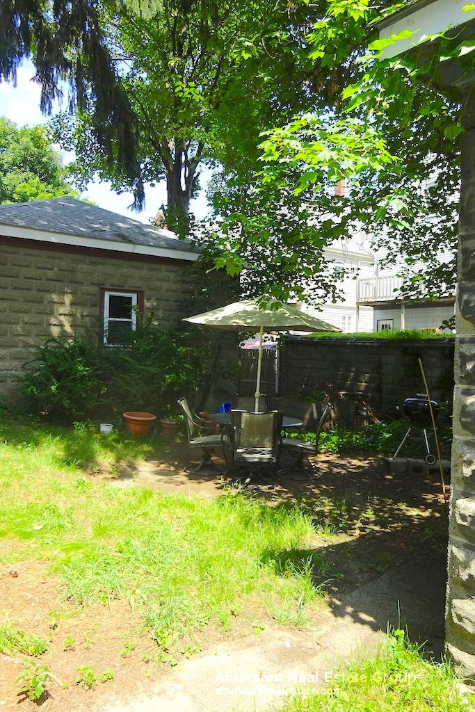 Building Photo - 62 Liberty Ave