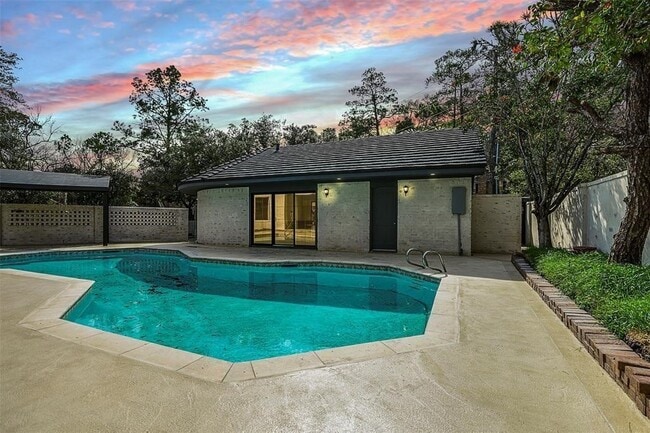 Building Photo - 5614 Indian Cir