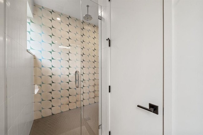 Building Photo - 2509 Durwood St