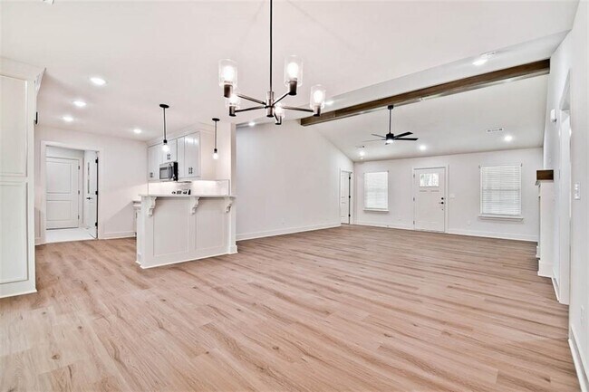 Building Photo - 78 Argyll Dr