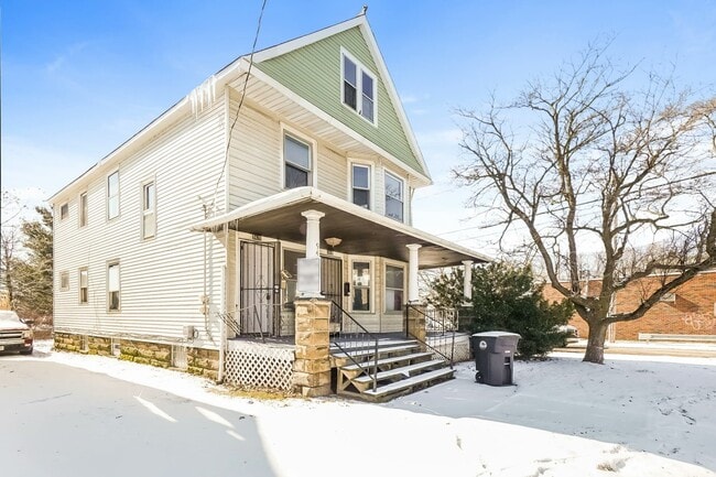 Building Photo - 9423 Denison Ave