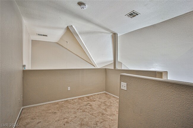 Building Photo - 5125 W Reno Ave