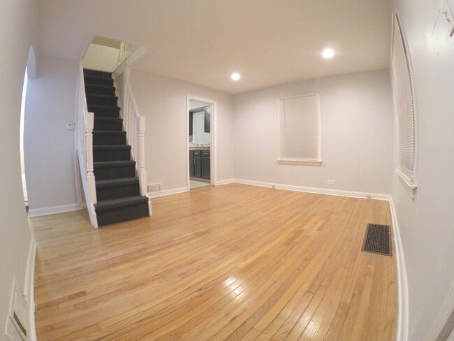 Living Room - 12246 S Aberdeen St