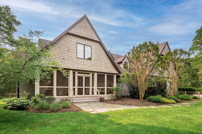 Building Photo - 92 Scrimshaw Ln