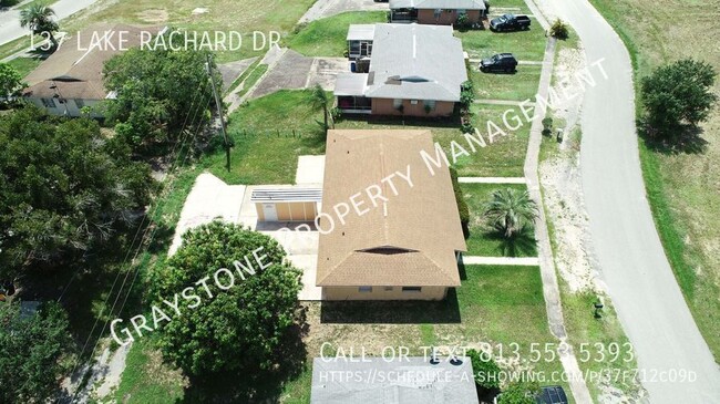 Building Photo - 137 Lake Rachard Dr