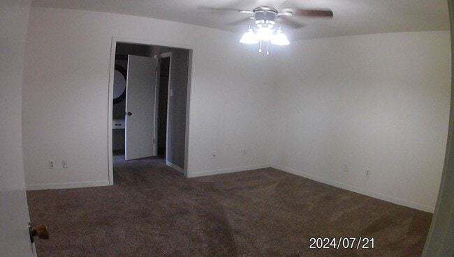 Building Photo - 601 Rock Hollow Dr