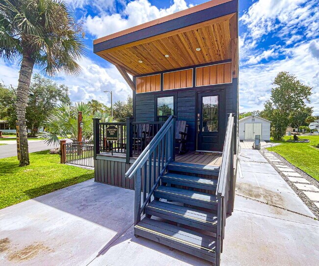 Primary Photo - "Charming 2-Bedroom Retreat in River Ranch...