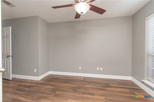 Building Photo - 5619 Tumbled Stone Dr