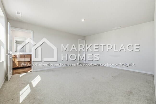 Building Photo - 1645 Juniper Ln